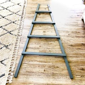 Blanket Ladder
